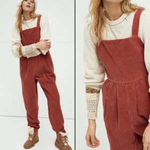 Free people corduroy jumper. Size XS overalls.